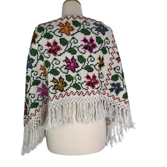 Embroidered Boho Mexican Mananita Poncho One size - Picture 12 of 13